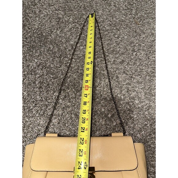 Chloe Buttercream Leather Flap Medium Turn-Lock Gold Convertible Crossbody Bag - Picture 9 of 13